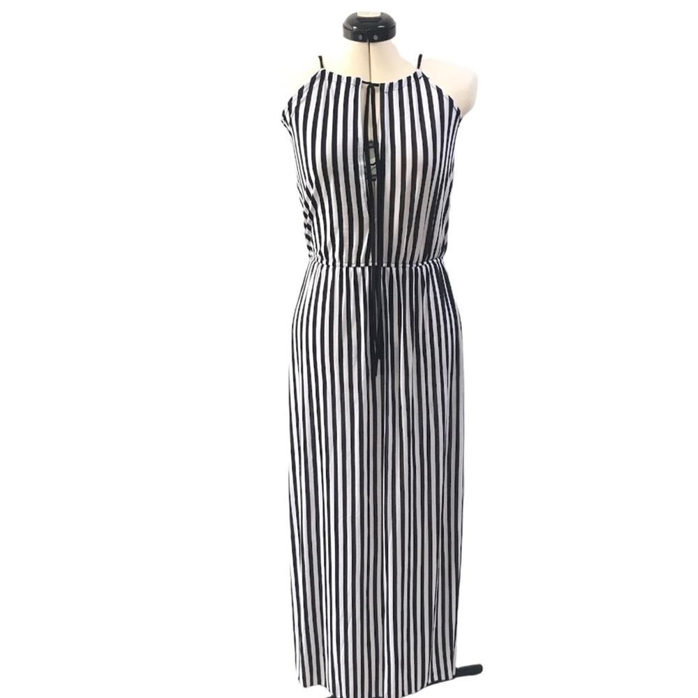 Xuefulin White and Black Striped Maxi Dress with Keyhole Tie Size 3X